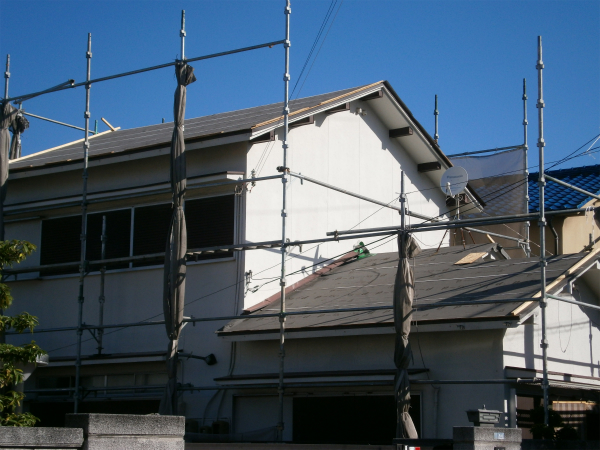 耐震工事のための屋根軽量化工事_01